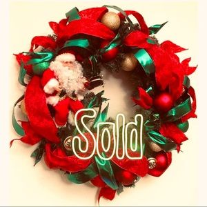 FESTIVE CUSTOM SANTA CHRISTMAS WREATH